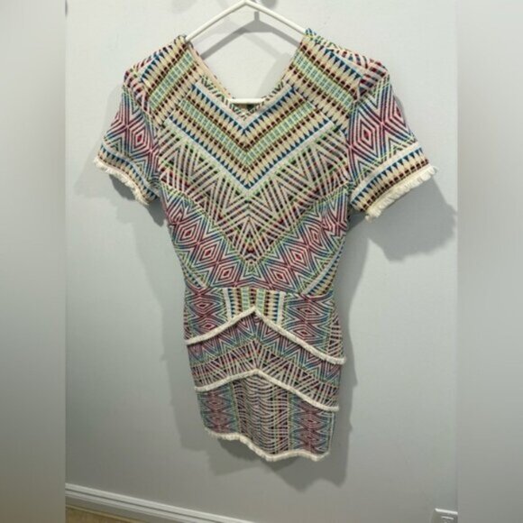 NWOT- Adelyn Rae - Jaylene Woven Shift Dress - Picture 2 of 13